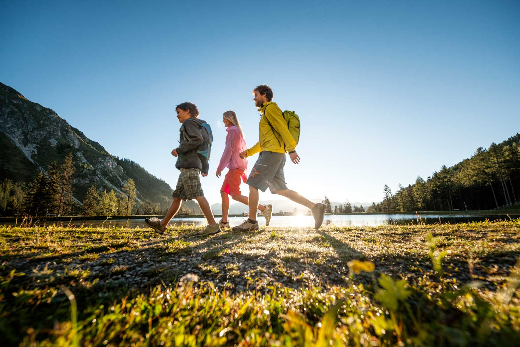 experience Hiking in Stubaital and immerse yourself in the unique Nature © TVB Stubai © Andre Schönherr